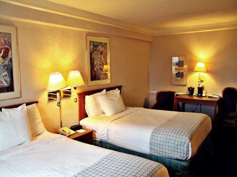 Baymont By Wyndham San Antonio Near South Texas Medical Ctr Hotell Exteriör bild